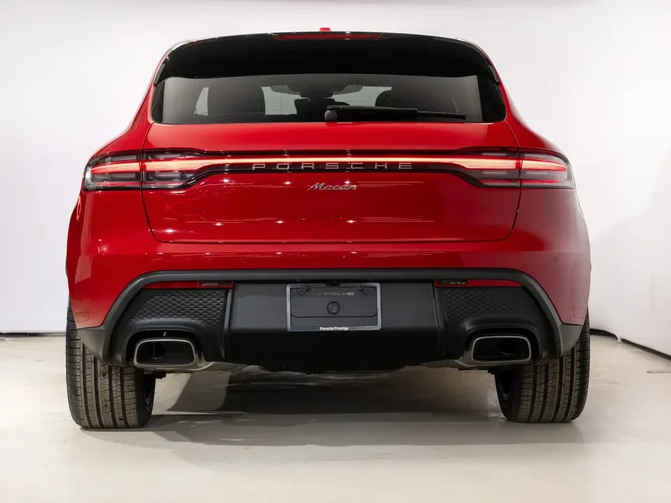 2024 Porsche Macan - Image 8 of 20