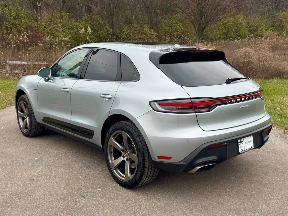 2024 Porsche Macan - Image 4 of 12