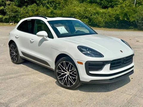 2024 Porsche Macan Premium Package Plus