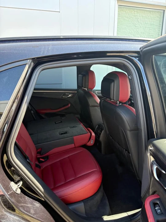 2024 Porsche Macan - Image 5 of 9
