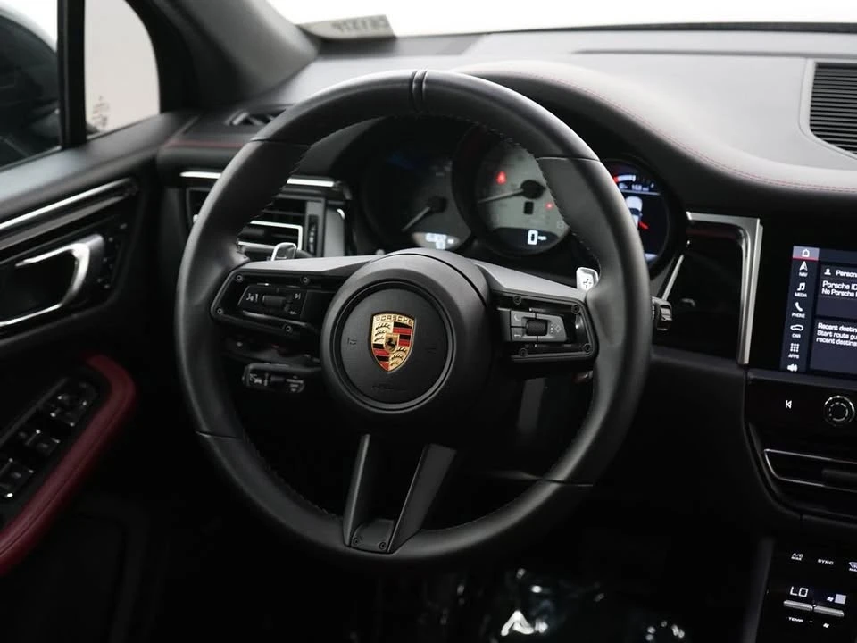 2024 Porsche Macan S - Image 13 of 20