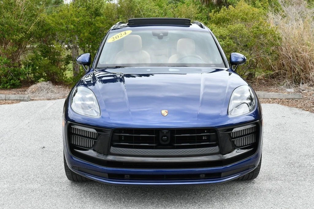 2024 Porsche Macan S - Image 9 of 31