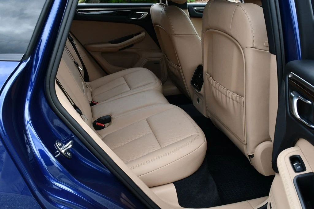 2024 Porsche Macan S - Image 18 of 31
