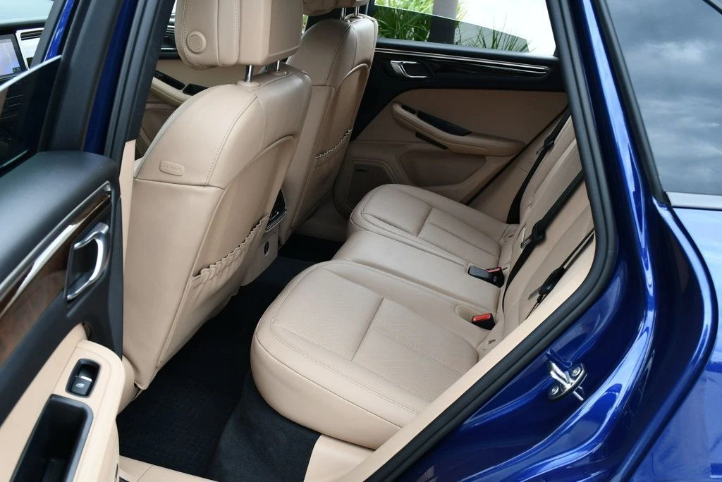 2024 Porsche Macan S - Image 15 of 31