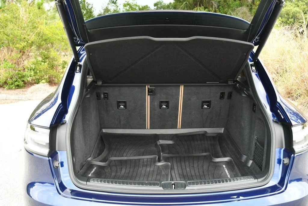 2024 Porsche Macan S - Image 16 of 31