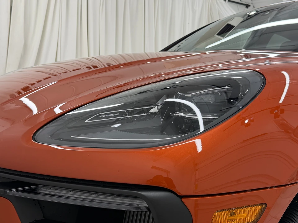 2024 Porsche Macan S - Image 14 of 31