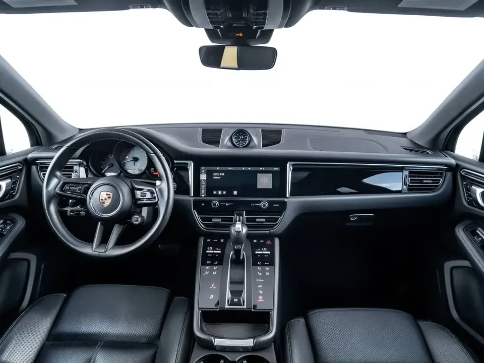 2024 Porsche Macan S - Image 9 of 20