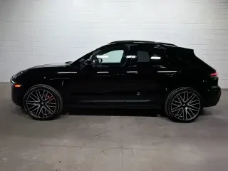 2024 Porsche Macan S - Image 2 of 4