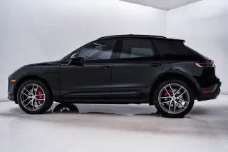 2024 Porsche Macan S - Image 2 of 3