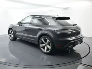 2024 Porsche Macan S - Image 3 of 4
