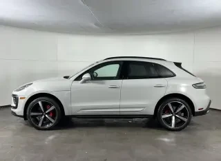 2024 Porsche Macan S - Image 2 of 4
