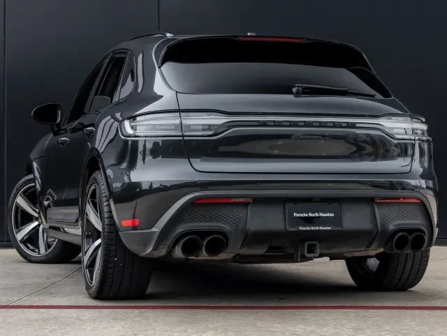 2024 Porsche Macan S - Image 3 of 9