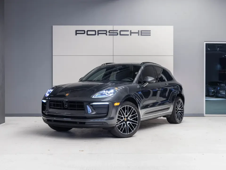 2024 Porsche Macan S - Image 7 of 9