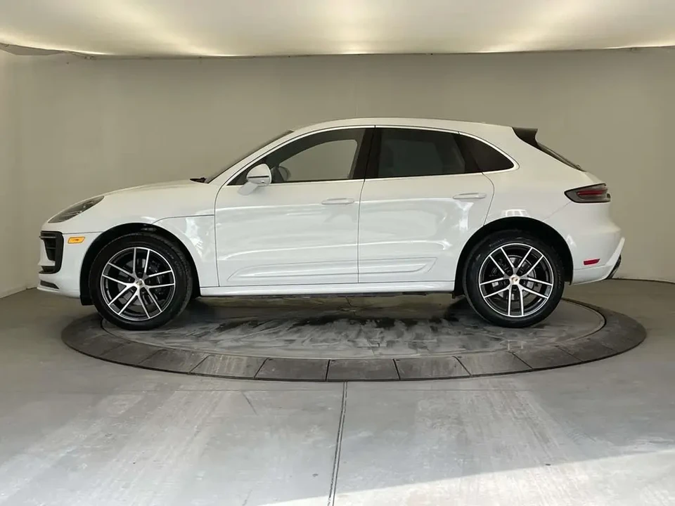 2024 Porsche Macan S - Image 2 of 13