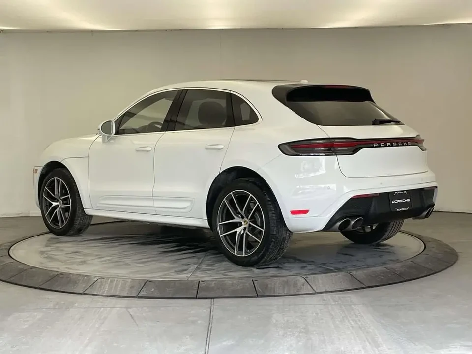 2024 Porsche Macan S - Image 3 of 13