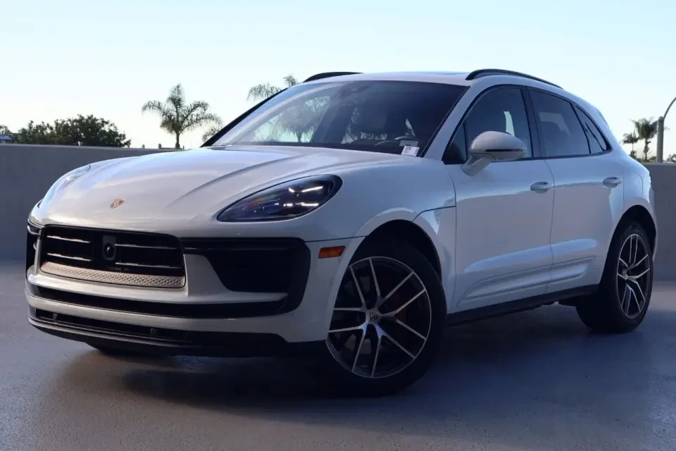 2024 Porsche Macan S - Image 13 of 13