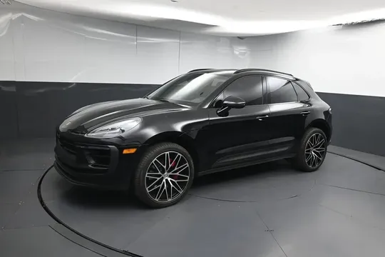 2024 Porsche Macan S