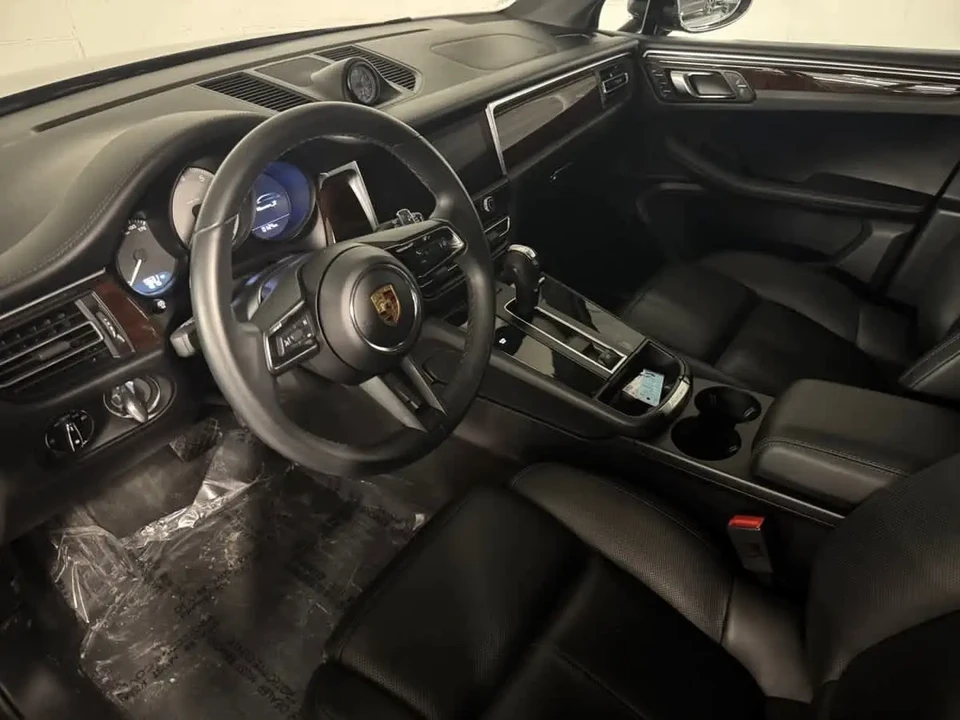 2024 Porsche Macan S - Image 4 of 8