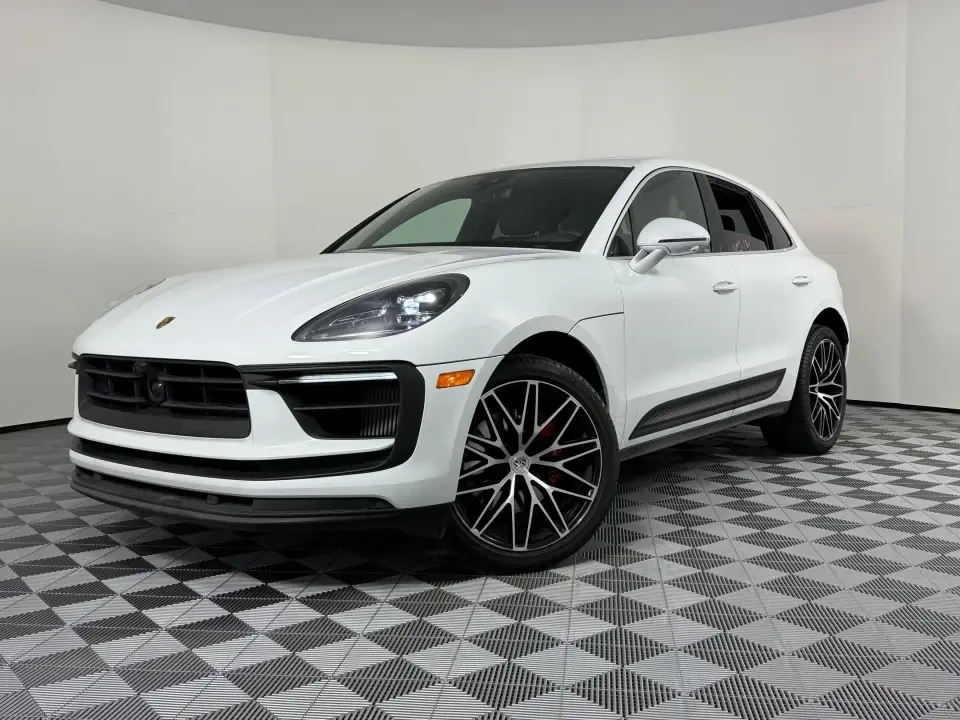 2024 Porsche Macan S - Image 10 of 13