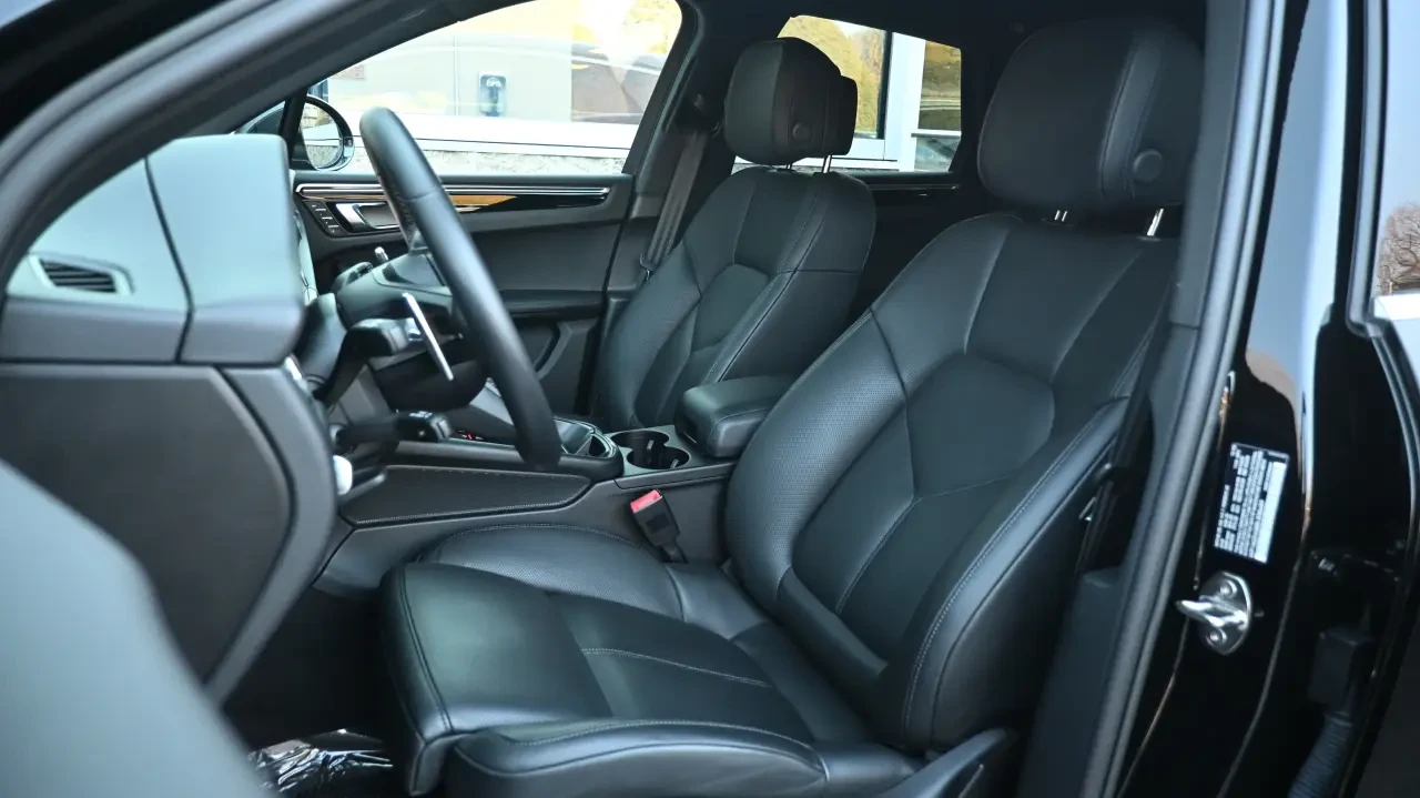 2024 Porsche Macan S - Image 5 of 13