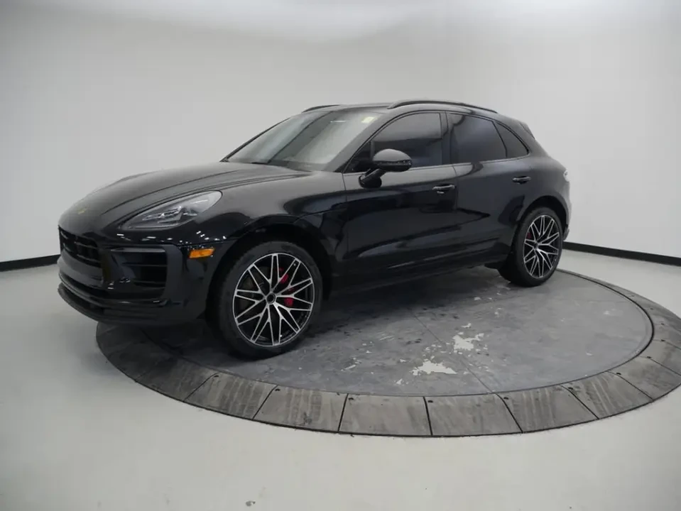 2024 Porsche Macan S - Image 11 of 13