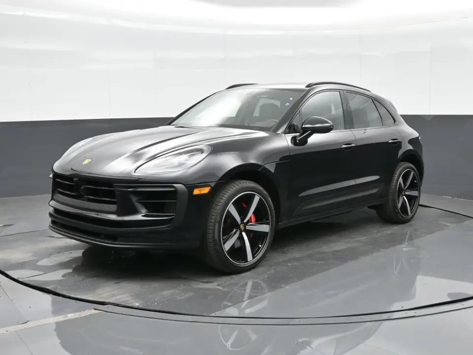 2024 Porsche Macan S - Image 9 of 13