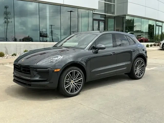 2024 Porsche Macan S - Image 10 of 13