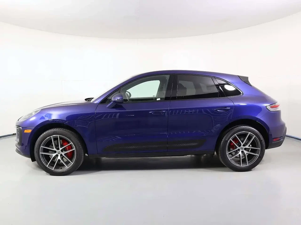 2024 Porsche Macan S - Image 2 of 13