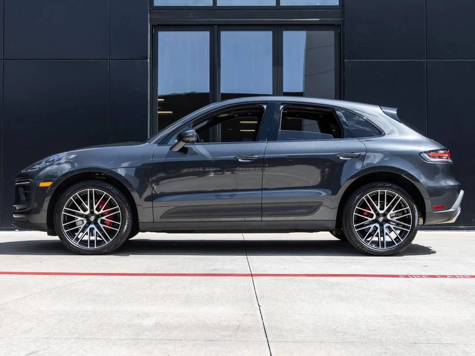 2024 Porsche Macan S - Image 2 of 5