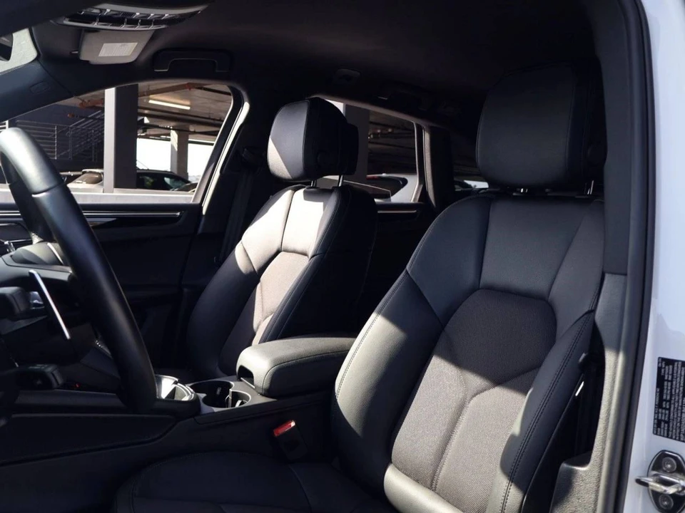 2024 Porsche Macan S - Image 3 of 5
