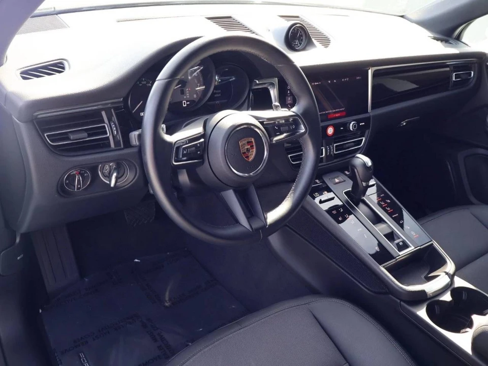 2024 Porsche Macan S - Image 2 of 5