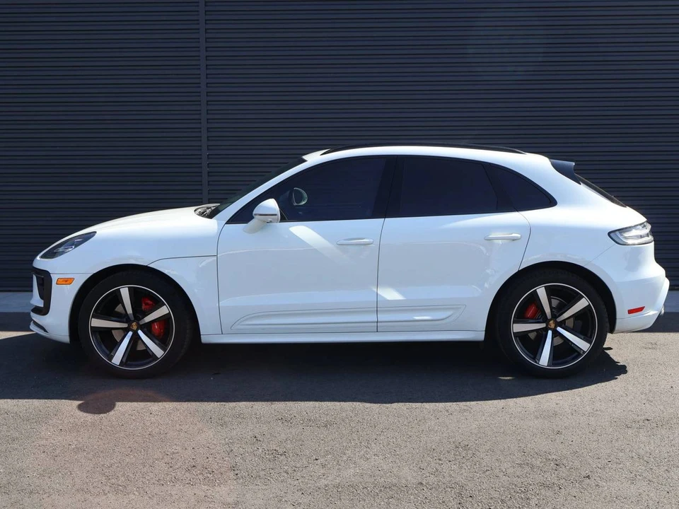 2024 Porsche Macan S - Image 2 of 5