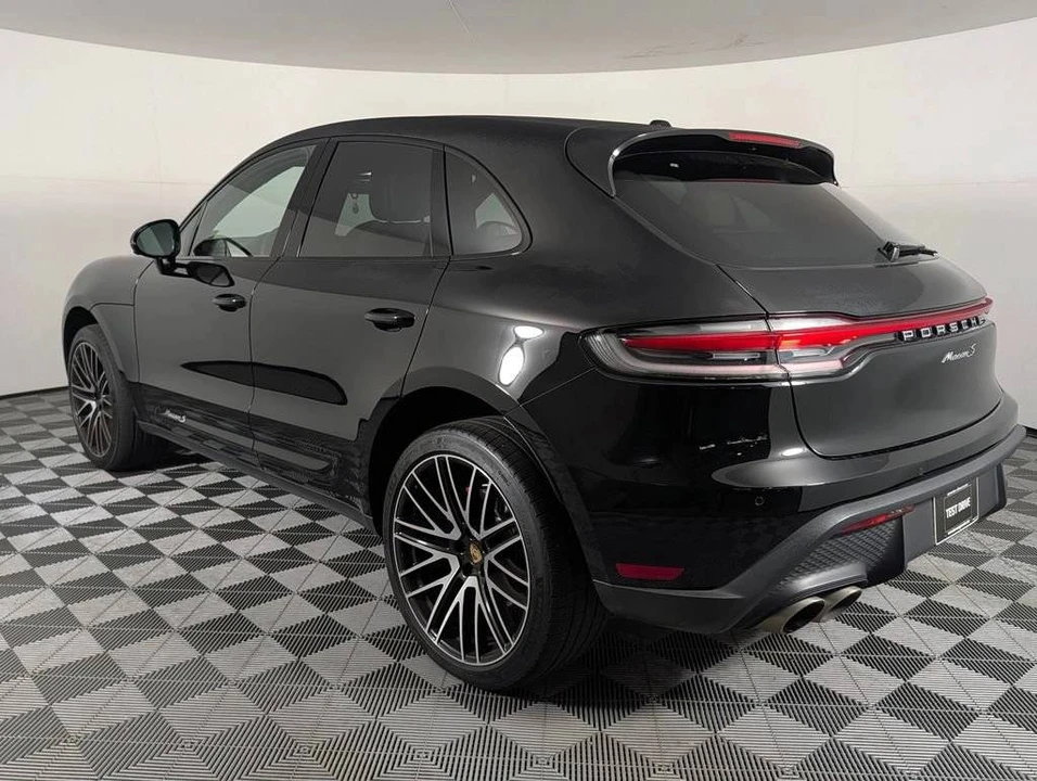 2024 Porsche Macan S - Image 3 of 5