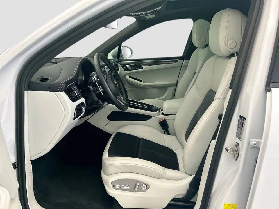 2024 Porsche Macan S - Image 5 of 5