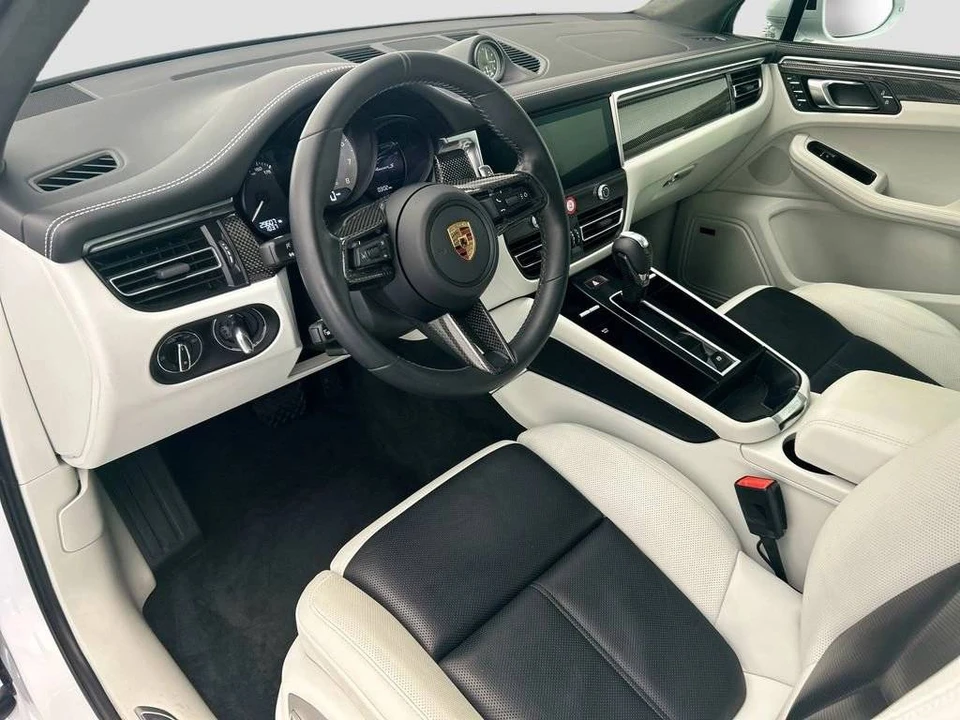 2024 Porsche Macan S - Image 4 of 5