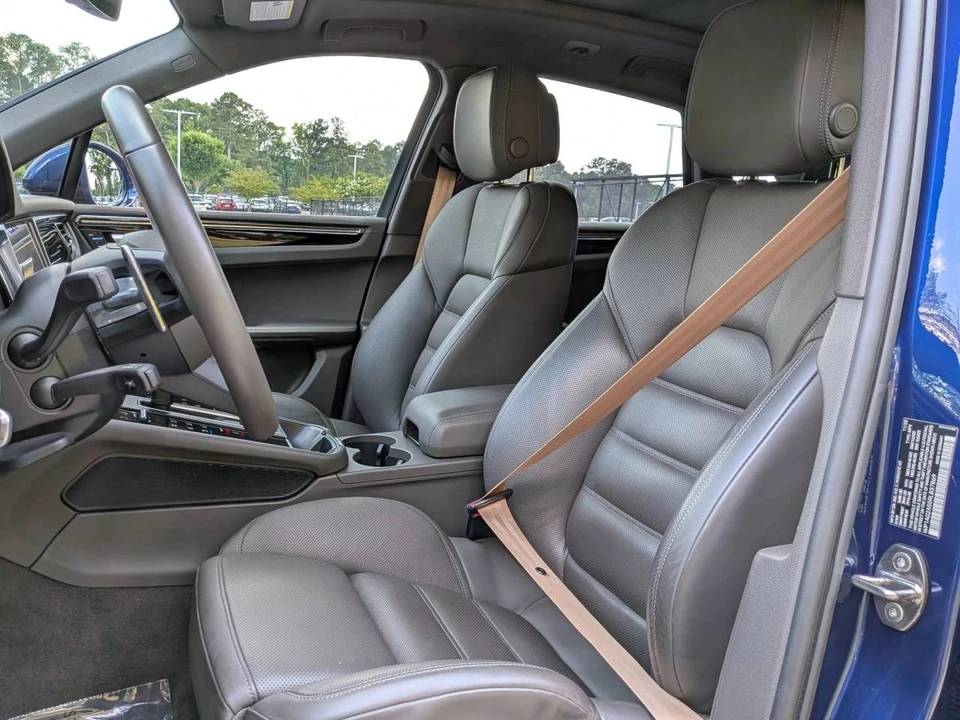 2024 Porsche Macan S - Image 5 of 5
