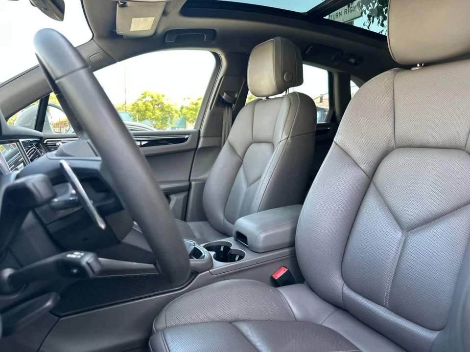 2024 Porsche Macan S - Image 5 of 5