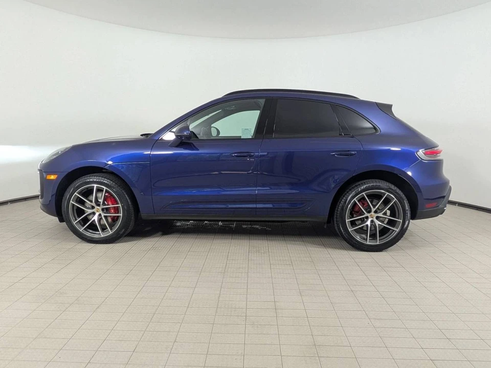 2024 Porsche Macan S - Image 2 of 5