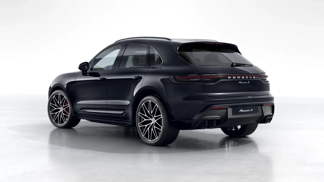 2024 Porsche Macan S - Image 24 of 30