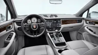 2024 Porsche Macan S - Image 29 of 31