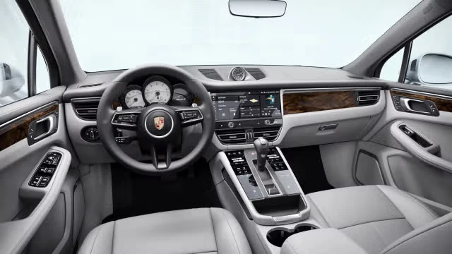 2024 Porsche Macan S - Image 26 of 31
