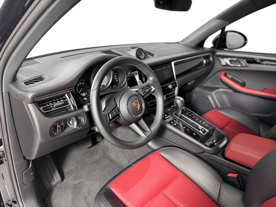 2024 Porsche Macan S - Image 4 of 5
