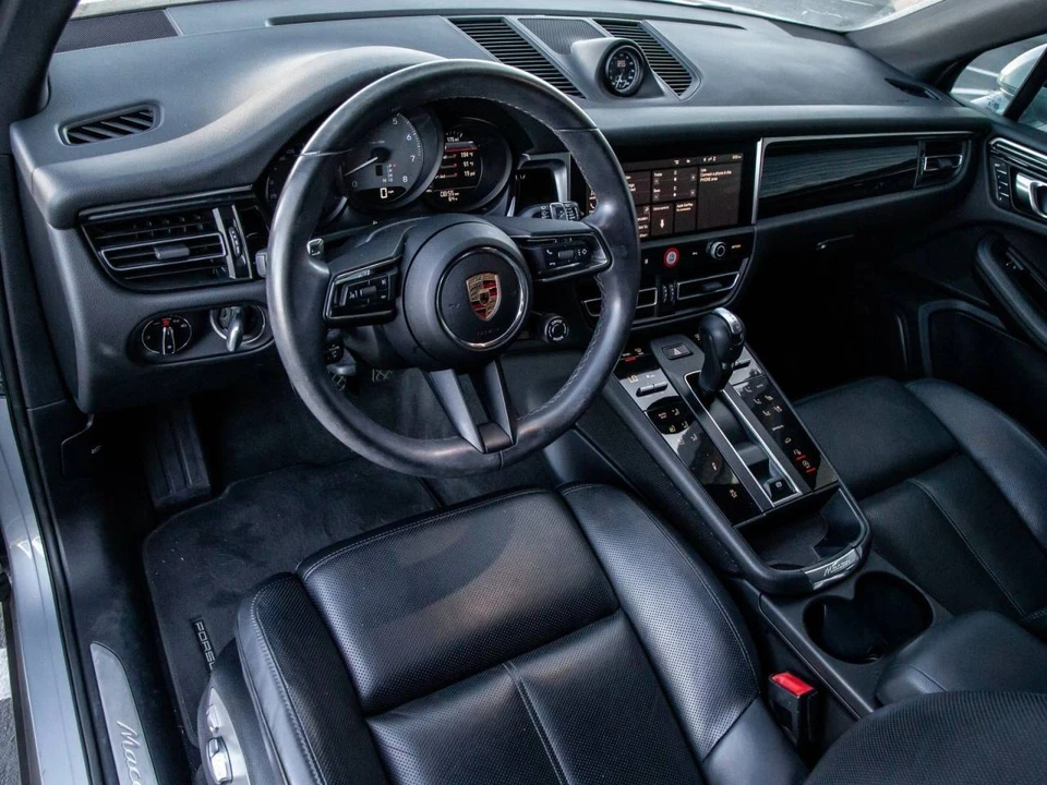 2024 Porsche Macan S - Image 4 of 5