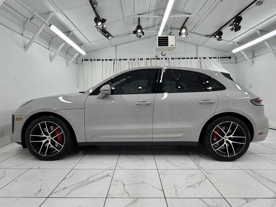 2024 Porsche Macan S - Image 2 of 5
