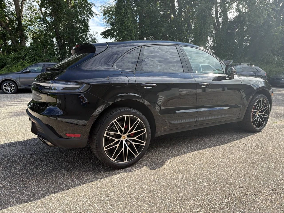 2024 Porsche Macan S - Image 5 of 5