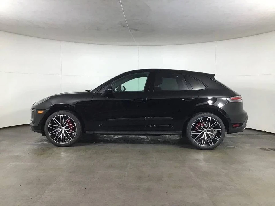 2024 Porsche Macan S - Image 2 of 5