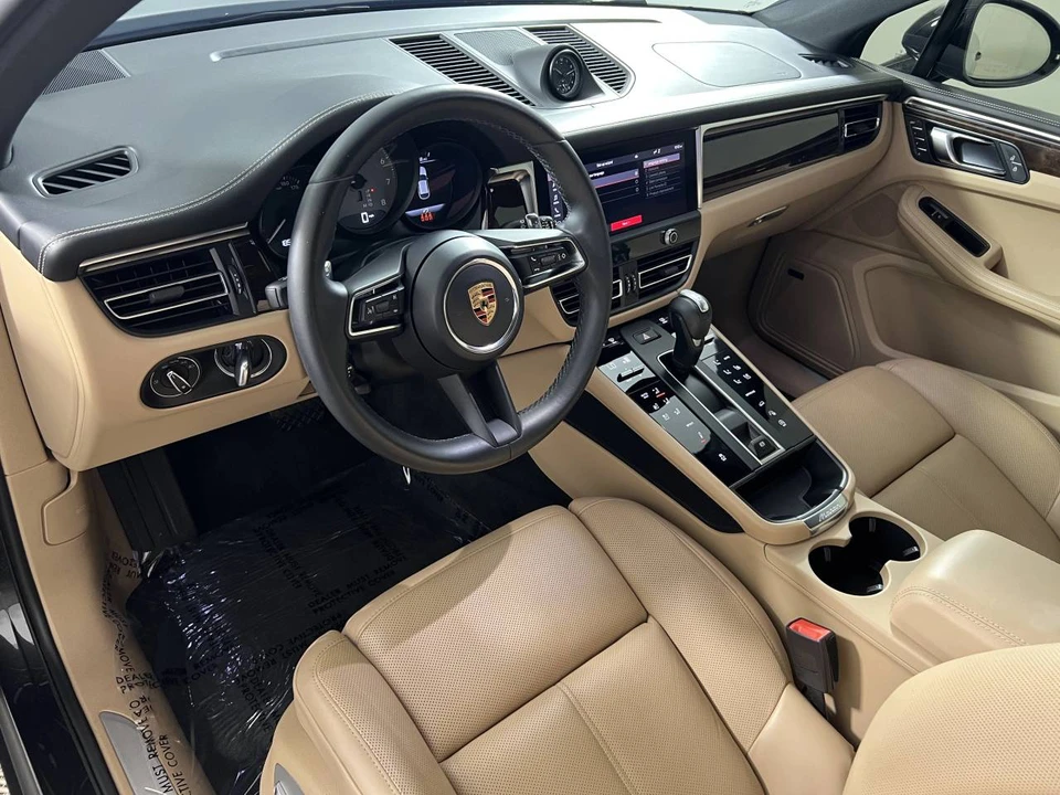 2024 Porsche Macan S - Image 4 of 5
