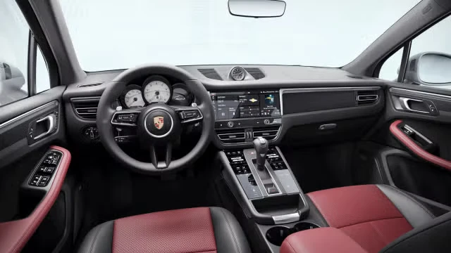2024 Porsche Macan S - Image 26 of 31