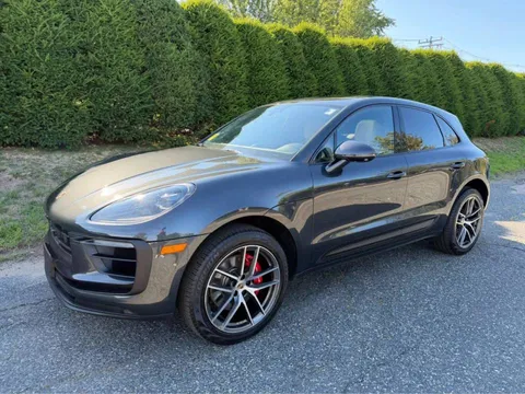 2024 Porsche Macan S