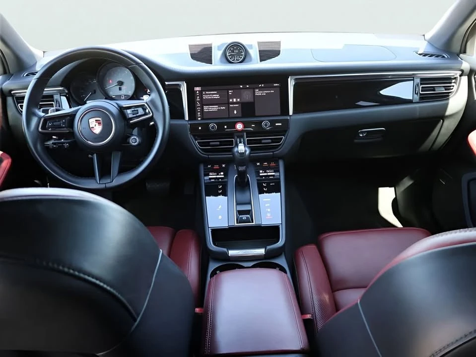 2024 Porsche Macan S - Image 19 of 20